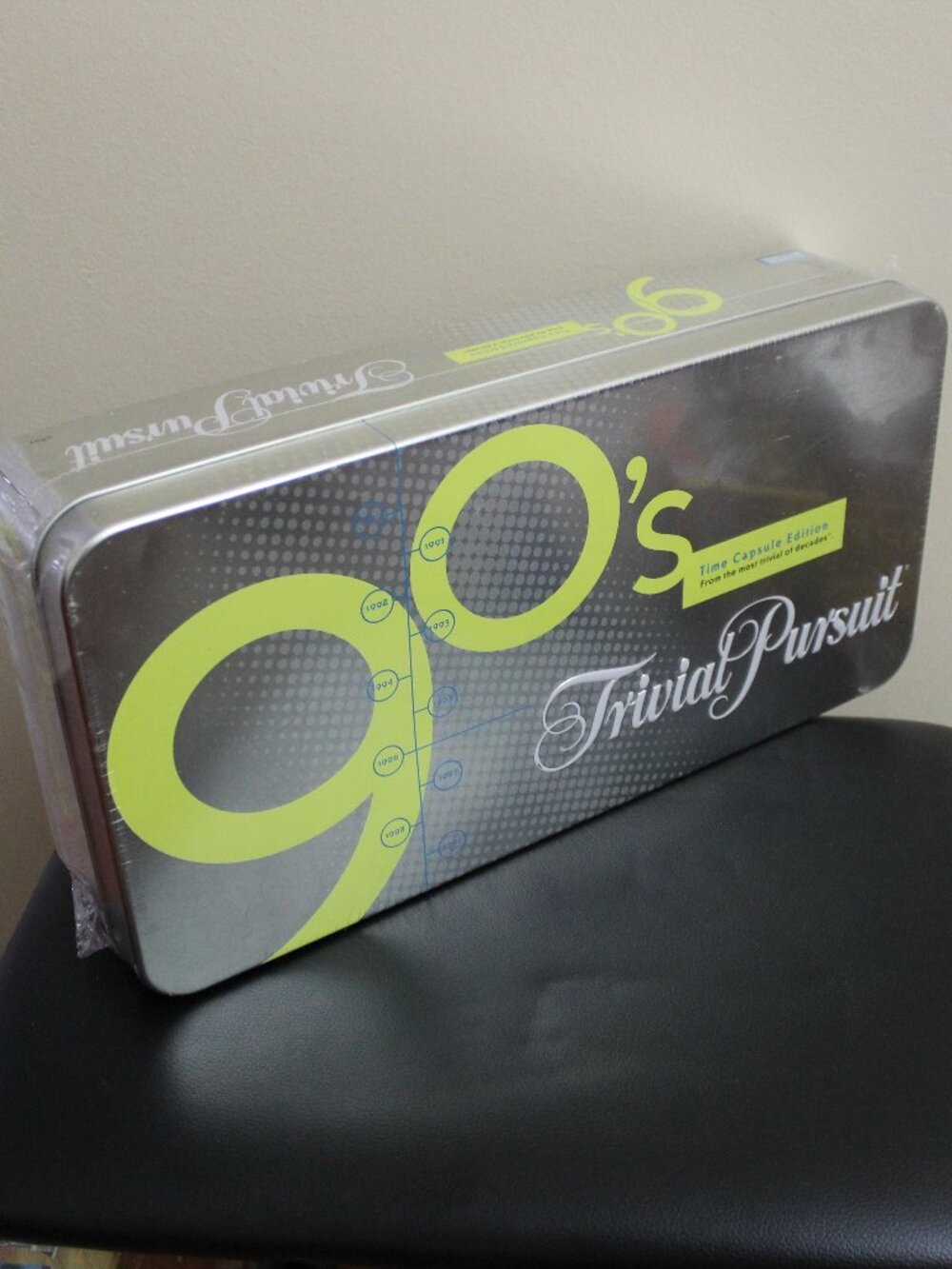 3/$118❤️sealed 2004 Trivial Pursuit Time Capsule Edition 90's Trivia Board Game